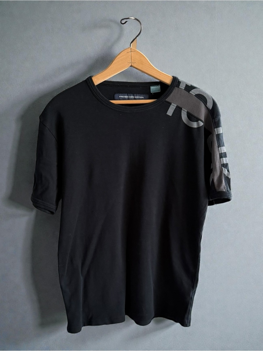 French Connection Men's Black Logo Tape T-Shirt Size S‎